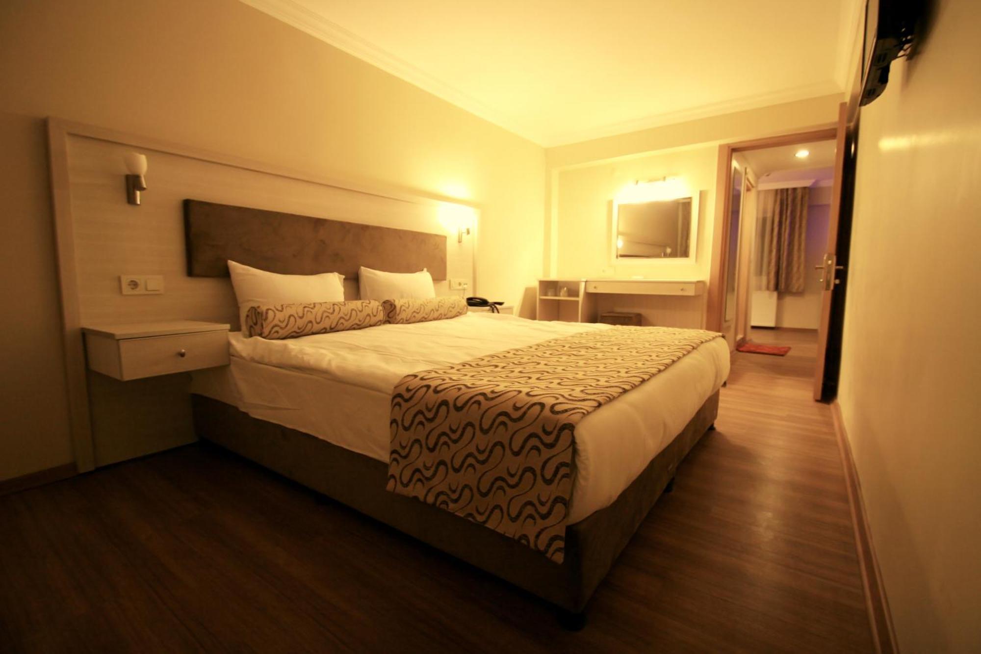Grand Zeybek Hotel Izmir Exteriör bild