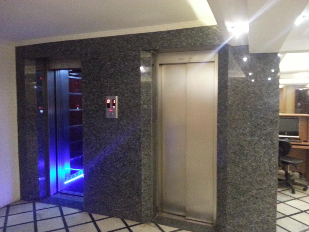 Grand Zeybek Hotel Izmir Exteriör bild