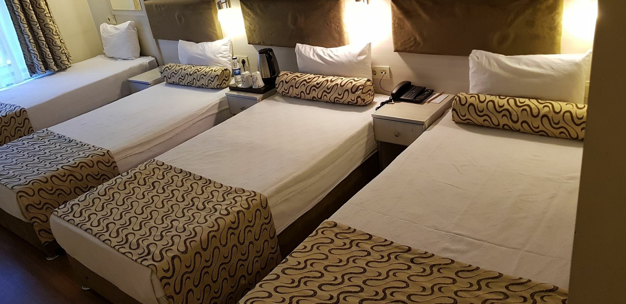 Grand Zeybek Hotel Izmir Exteriör bild