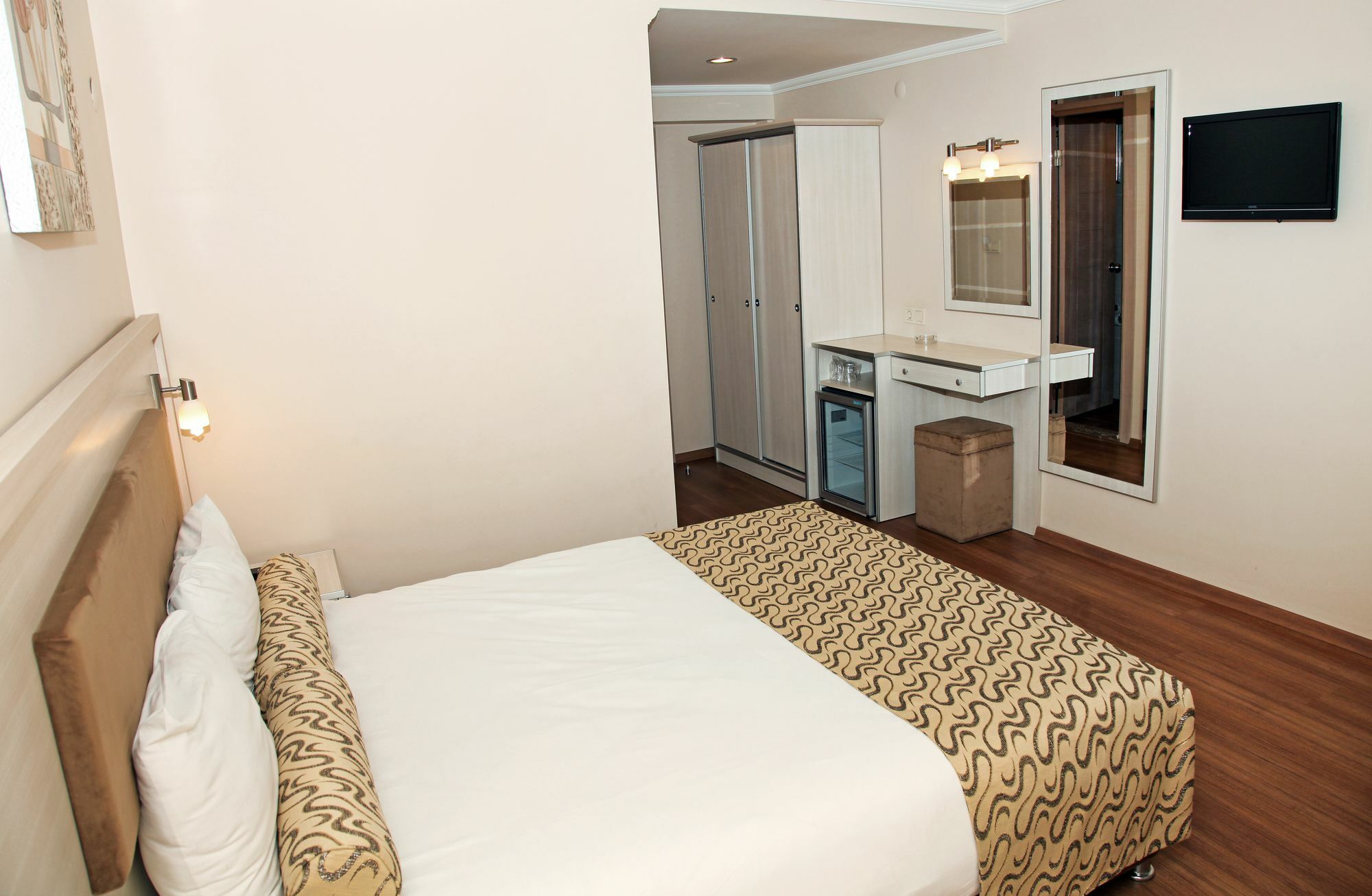 Grand Zeybek Hotel Izmir Exteriör bild