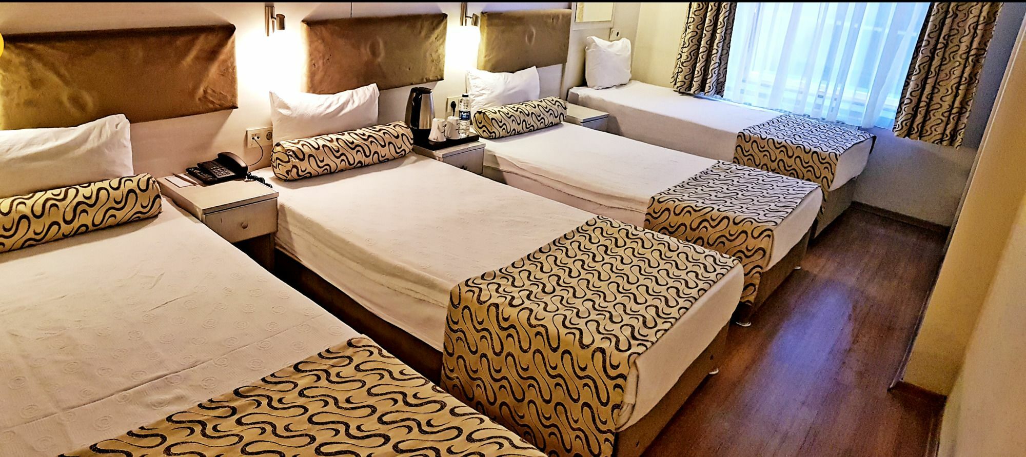 Grand Zeybek Hotel Izmir Exteriör bild